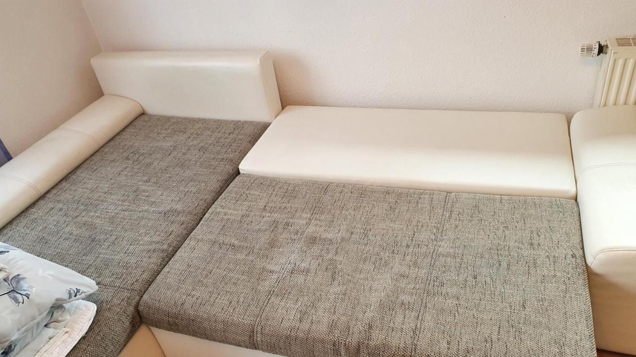 Fuer 5 Personen In Apartment
